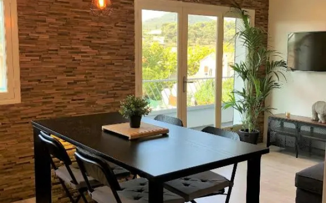 Confort et Décoration Soignée à Carqueiranne