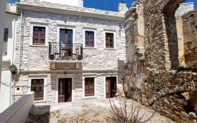 Platsa's House