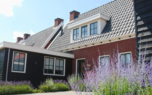 Villa in Colijnsplaat by the Sea & Sauna