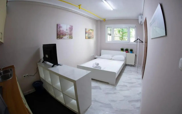 Xsoma Flats Studio