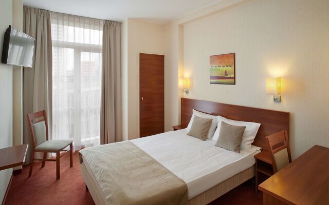 Metropol Hotel комната для гостей