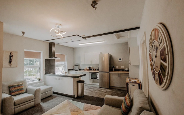 Primrose Apartment