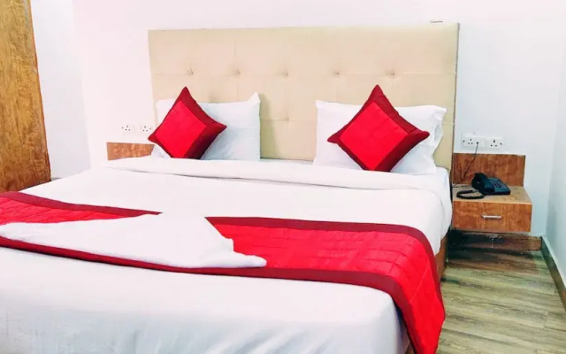 Hotel LA Pearl Inn
