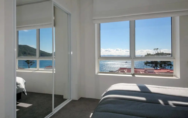 Barrington, Unit 707/35-45 Shoal Bay Road