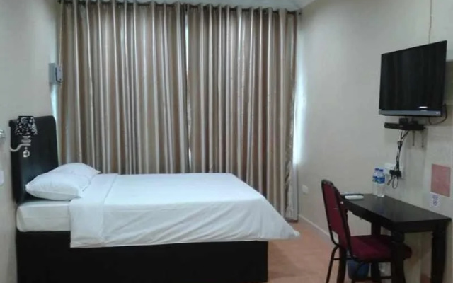 Terinai Lakeview Resort