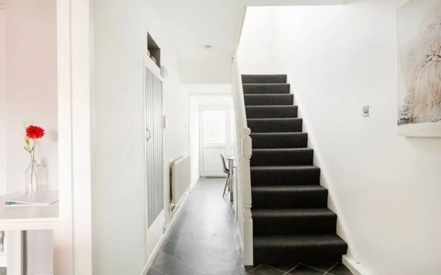 City Centre House FREE PARKING
