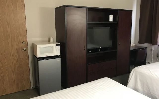 Warman Hotel