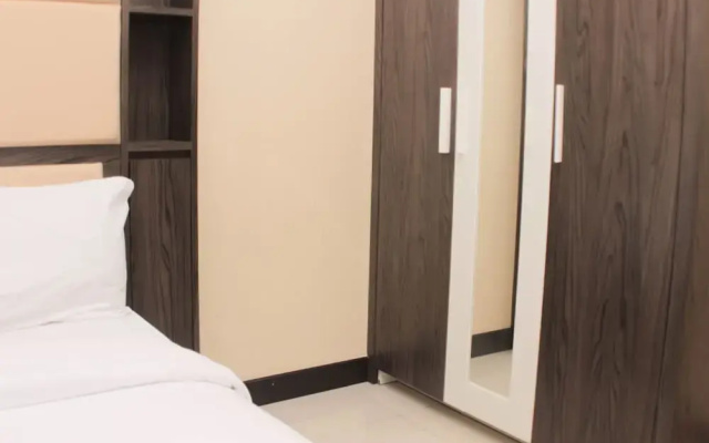 Comfort 1Br At Sky Terrace Apartment