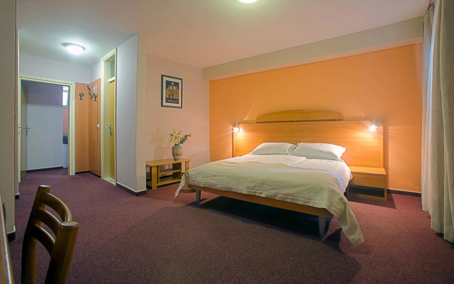 Hotel Skradinski Buk