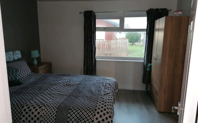 Sea View Retreat - Free Wifi