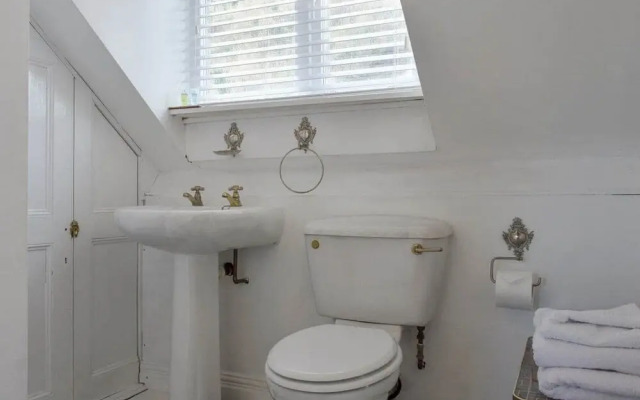 Dotty's Boutique B&B