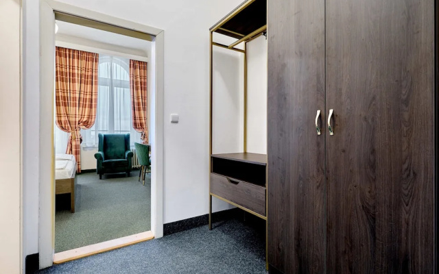 Hotel Maxim