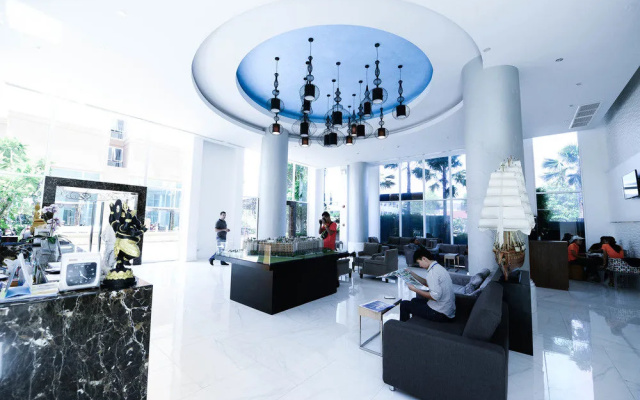 Atlantis Condo