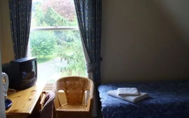 Harewood Lodge Guest house