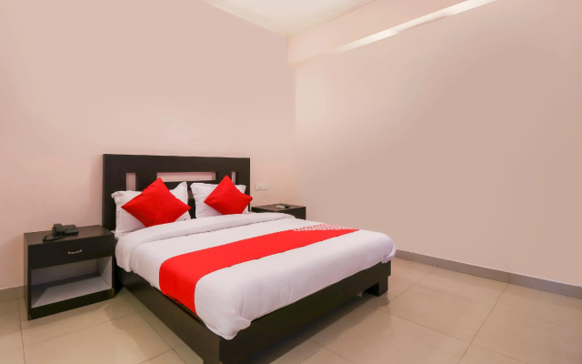 OYO 67889 Lora Residency