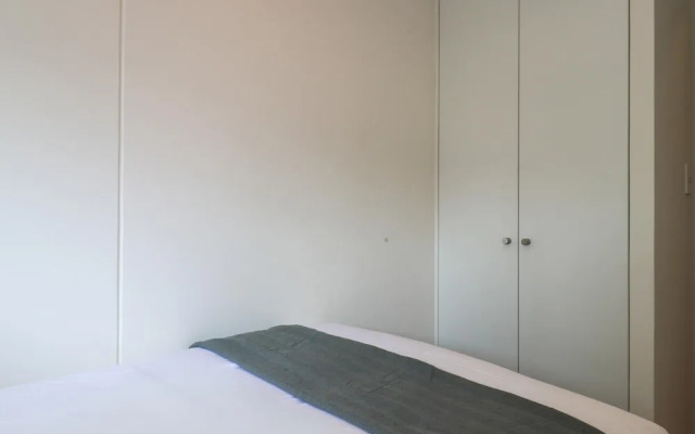 w Stunning 3BR w Balcony in Upscale Miraflores