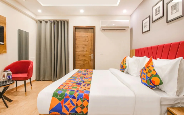 Fabhotel Nature View