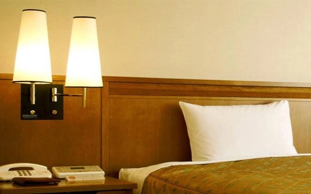 Everest Hotel