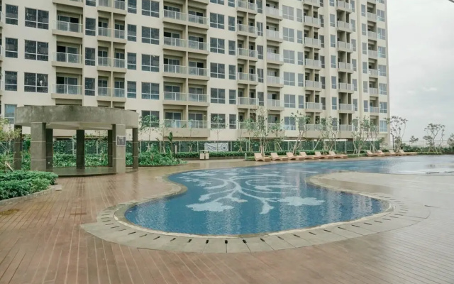Comfort and Homey Studio at Green Sedayu Apartment