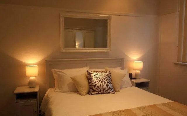 Nest Cottages