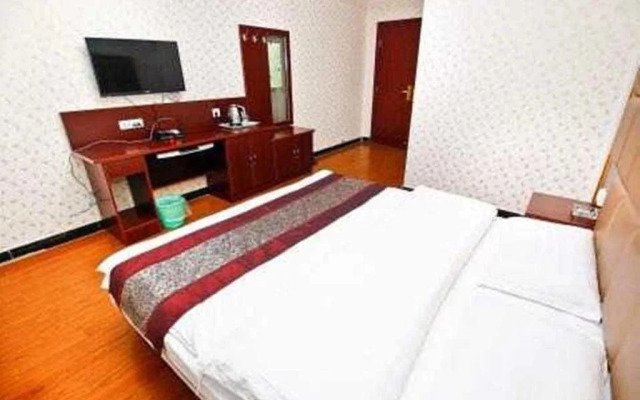 Xi'an Quyi Express Hotel