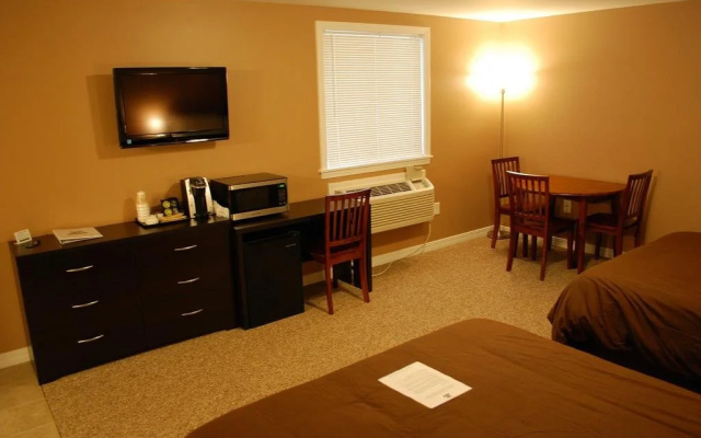 Abbot Trailside Lodging