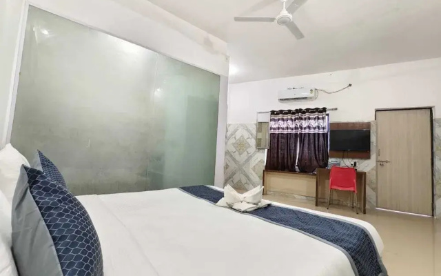 Hotel Hari Om Swimming Pool In Diu