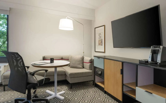 Freepoint Hotel Cambridge, Tapestry Collection by Hilton