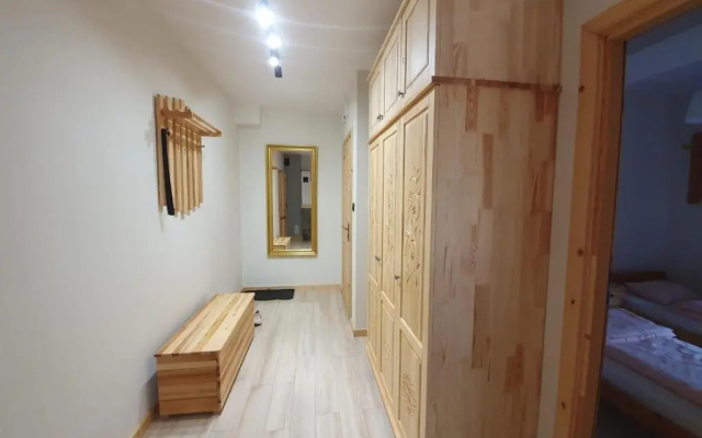 Apartament Willa Hrube parter z tarasem i kominkiem