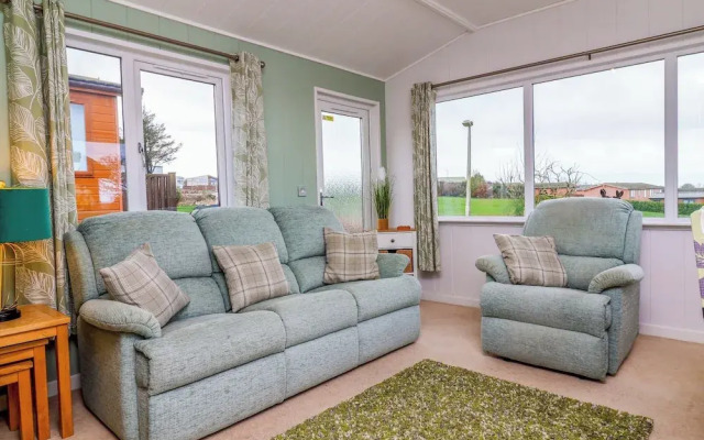 Daffodil Lodge