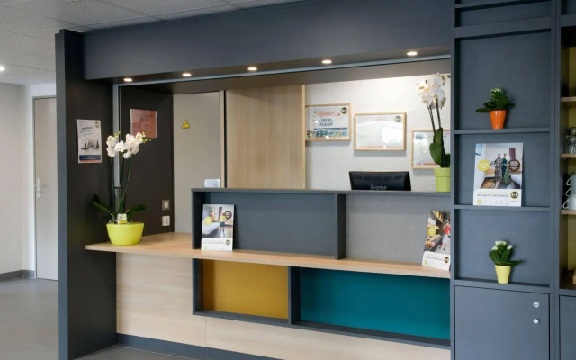 B&B HOTEL Corbeil-Essonnes