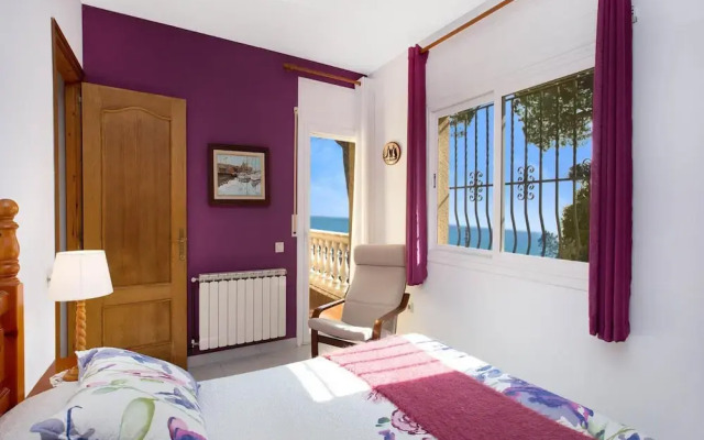 Charming 3-bedroom Villa in Lloret de Mar