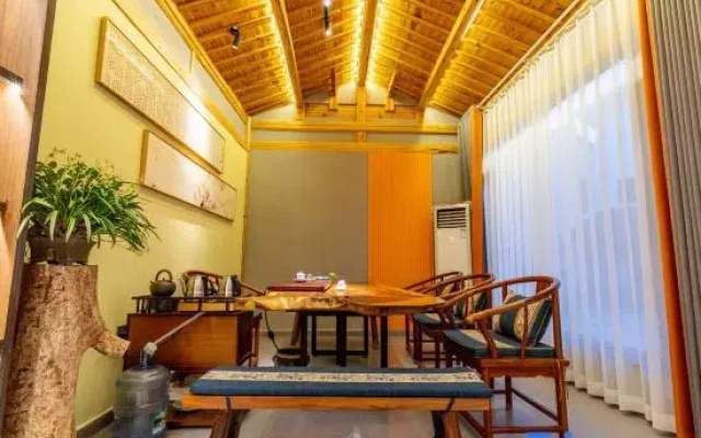Wuyishan Spring Homestay