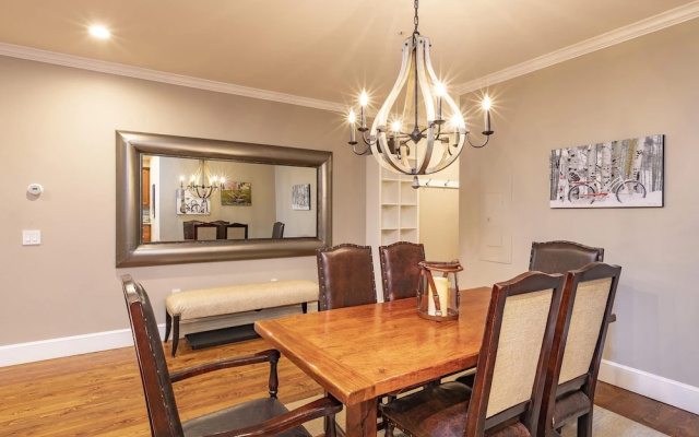 River Club 105 2 Bedroom Condo by Alpine Lodging Telluride
