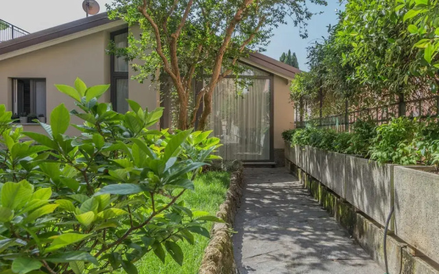 The Secret Garden in Varenna