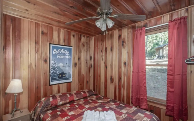 Pine Cabin by Vtrips
