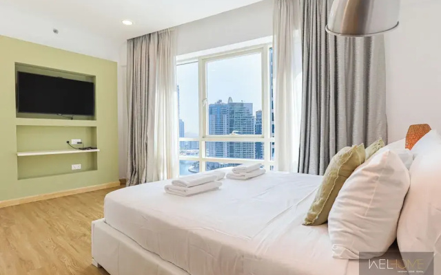 WelHome - Stylish Breathtaking 2BR Apartment in Marina