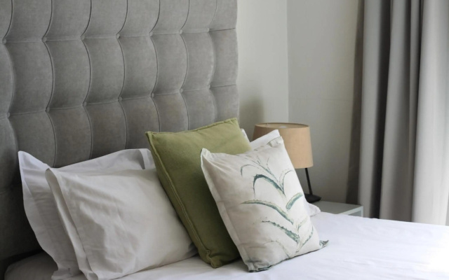 Sarah's Place- Heatherlands,George