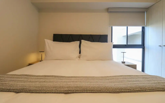 w Trendy Cozy 2BR w Balcony in Miraflores