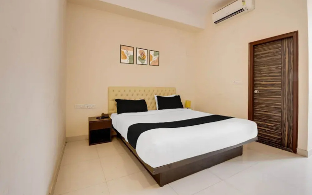 Cosy Stays at HBR Layout