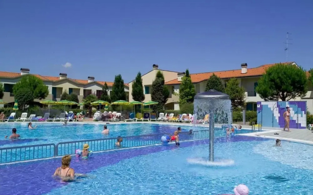Superb House Maisonette Villaggio Marco Polo Sleeps 7