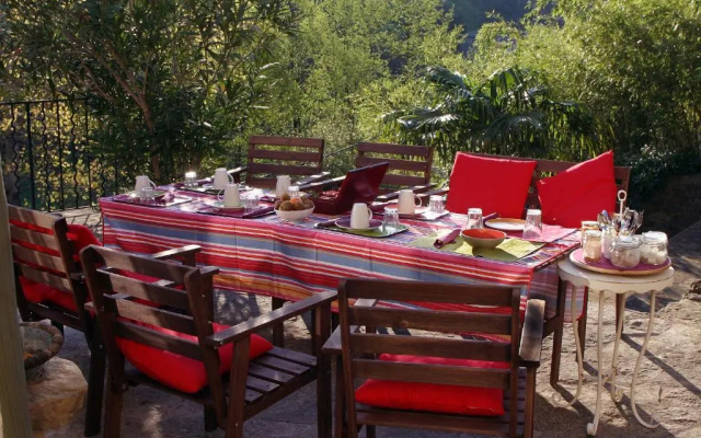 le refuge des pots rouges