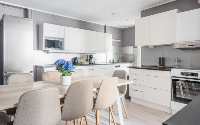 S54 - Private Rooms in the city center