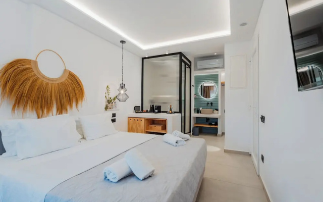 Oliving Mykonos Luxury Suites