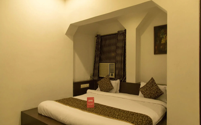 Hotel Woodlands By OYO Rooms