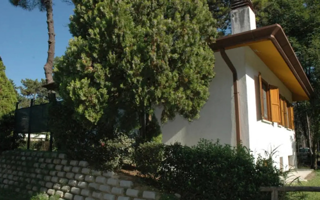 Spacious Villa With Garden and Garage
