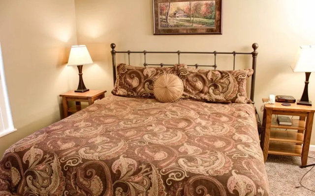 Whispering Pines 443