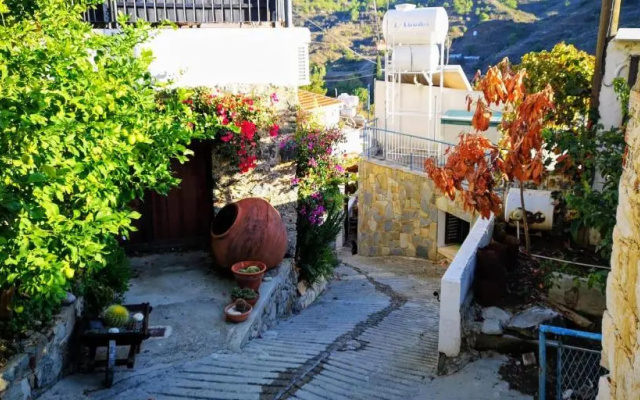 Mountain Traditional Village House Writer's Retreat
