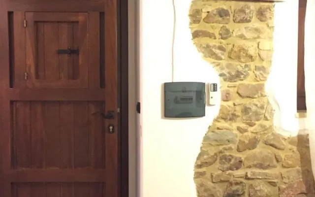 Ypsigro House