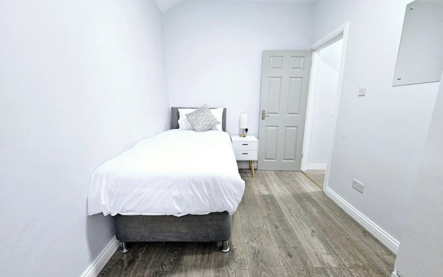 Mountpanther Holiday House